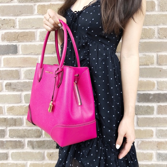 Michael Kors Mercer Pink Satchel Medium - Picture 2 of 8